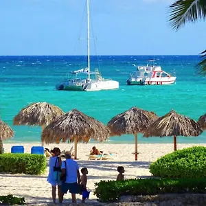 Caribbean Suites With Tropical Pool Punta Cana